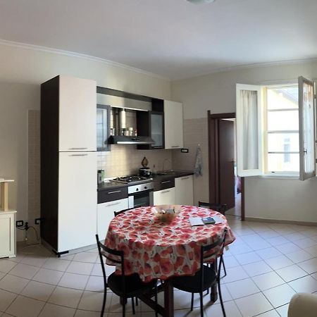 Casa Adriana, Centralissima, Confinante Ospedale Civile Sassari Kültér fotó
