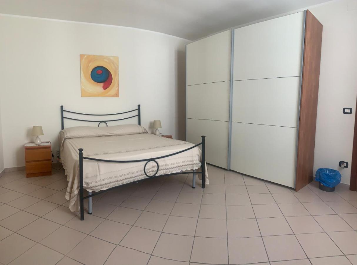 Casa Adriana, Centralissima, Confinante Ospedale Civile Sassari Kültér fotó
