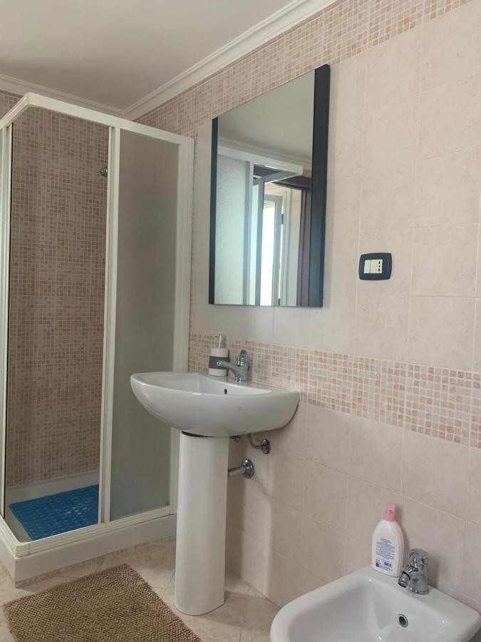 Casa Adriana, Centralissima, Confinante Ospedale Civile Sassari Kültér fotó