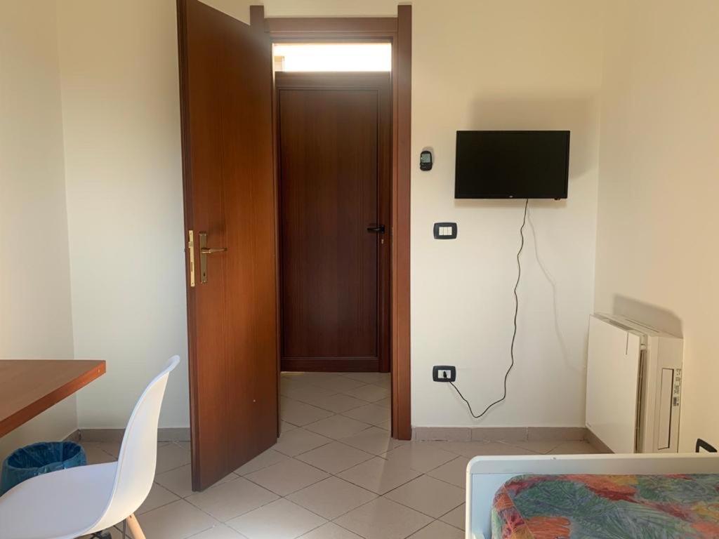 Casa Adriana, Centralissima, Confinante Ospedale Civile Sassari Kültér fotó